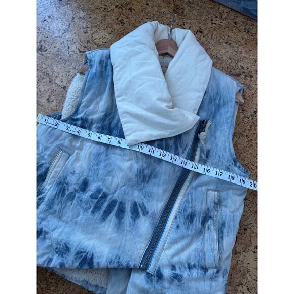Free People Blue and Cream Vest - Picture 5 of 13